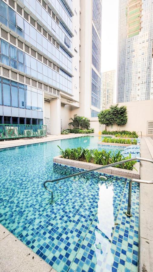 Aparthotel Modern 1Br In Uptown Bgc Taguig Zewnętrze zdjęcie