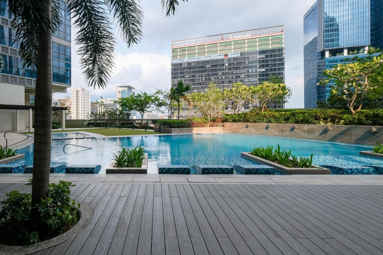 Aparthotel Modern 1Br In Uptown Bgc Taguig Zewnętrze zdjęcie