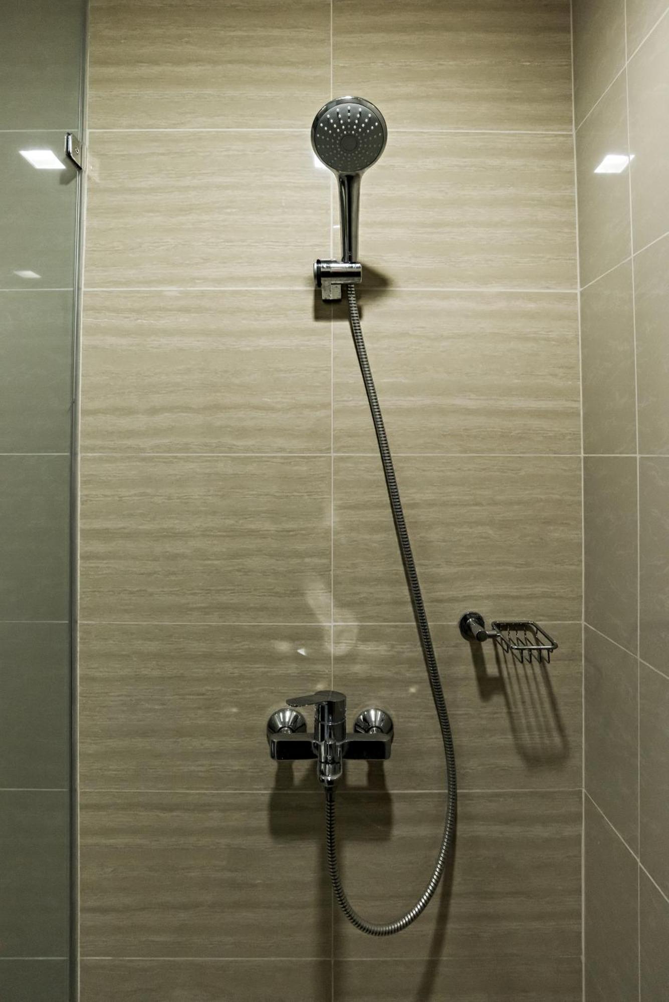 Aparthotel Modern 1Br In Uptown Bgc Taguig Zewnętrze zdjęcie